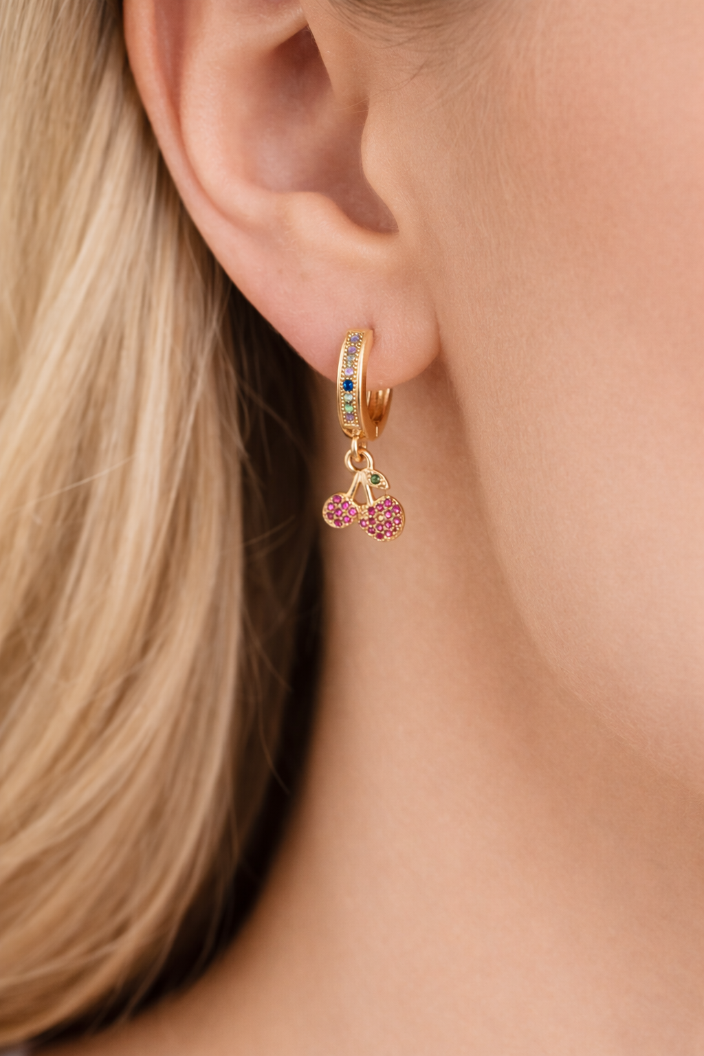 Shinning Cherries Earrings