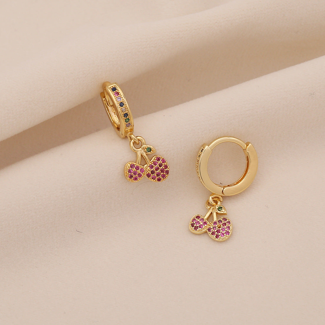 Shinning Cherries Earrings